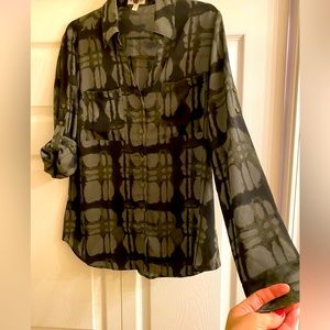 Express Olive & black button up top.  Size L.